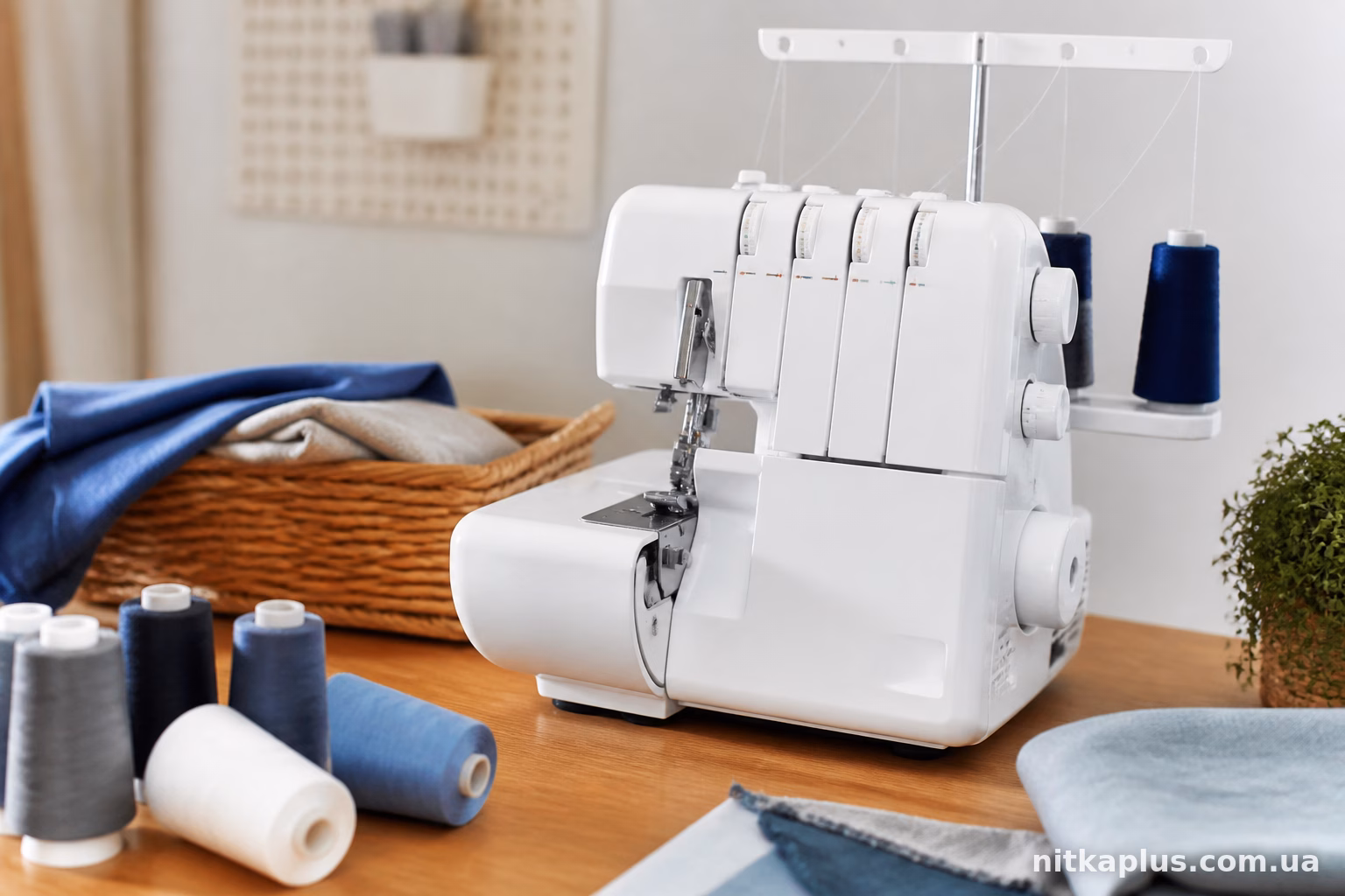 Janome 793PG: які нитки використовувати